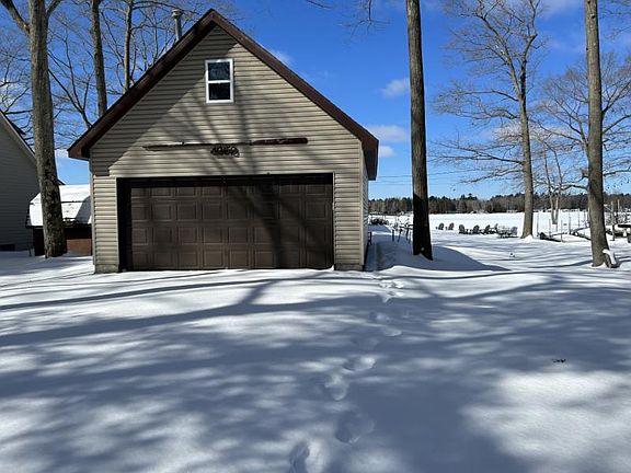 3rd image of 4258 E Cedar Lake Dr