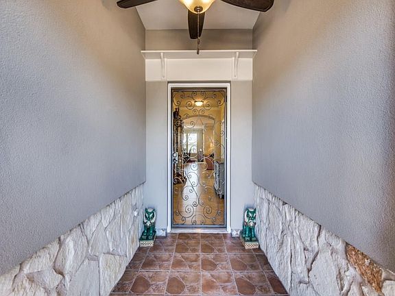 3rd image of 2485 Oyster Bay Dr