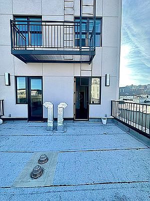 5th image of 791 Sterling Pl APT 4S