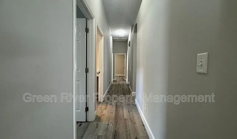 338 Bridgestone Ct — Photo 27