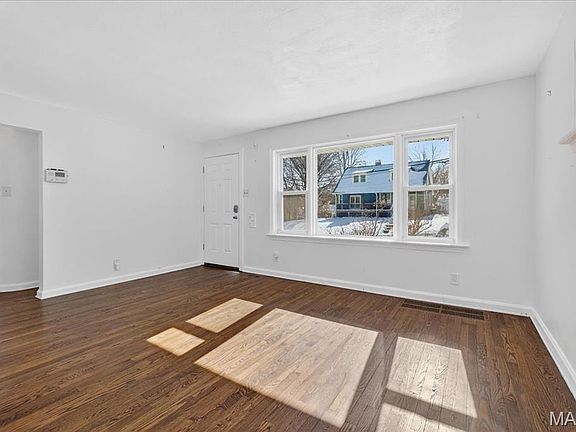 4th image of 7449 Trenton Ave