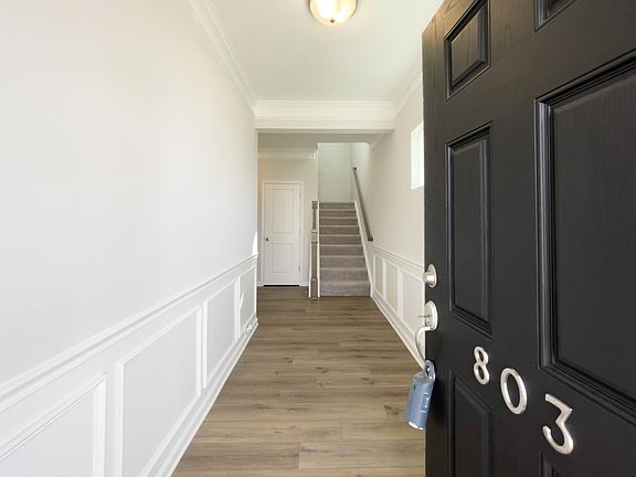 3rd image of 803 Wild Orchard Ln