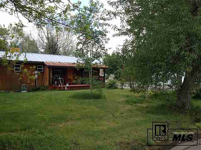 2nd image of 232 9th St
