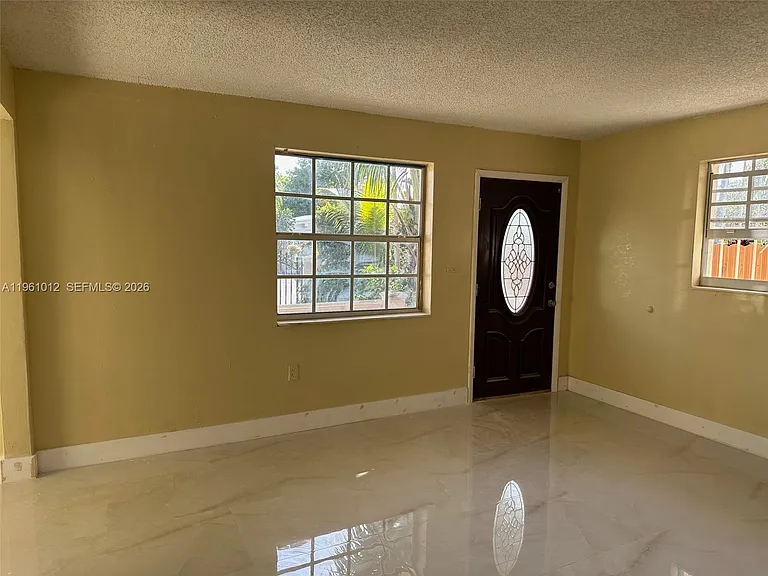 1655 NW 116th St — Photo 3