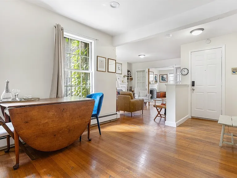 61 W Cedar St #FURNISHED — Photo 12
