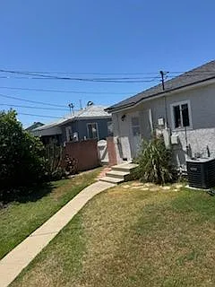 4 bed, 2.0 bath, 768 sqft, $2,800 — Photo 2