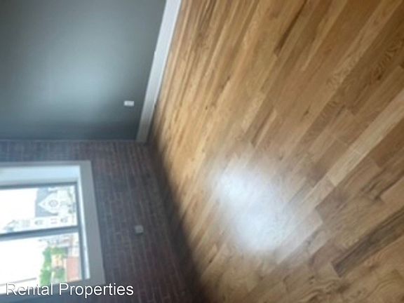 5th image of 511 E 10th Ave APT 204