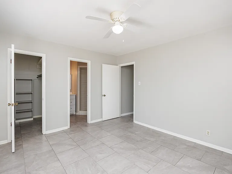 207 Blanco Dr — Photo 13