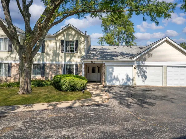 220 Memory Ln Unit 3, Westmont, IL 60559