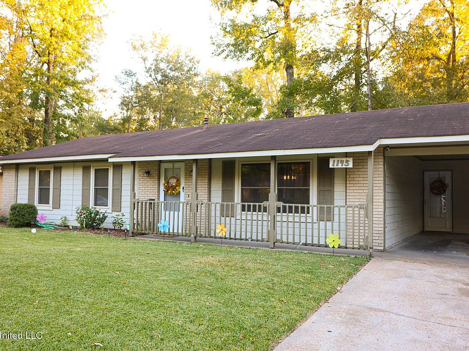 1st image of 1145 Wooddell Dr