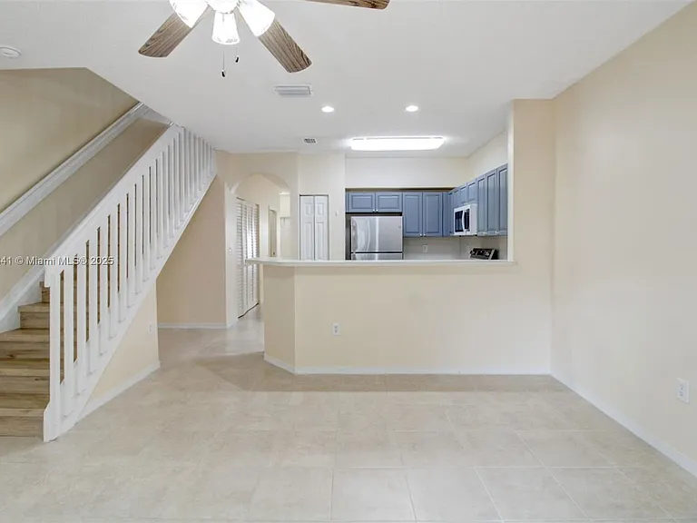 2205 SE 23rd Rd — Photo 14