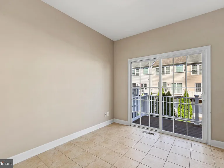 14873 Potomac Branch Dr — Photo 25