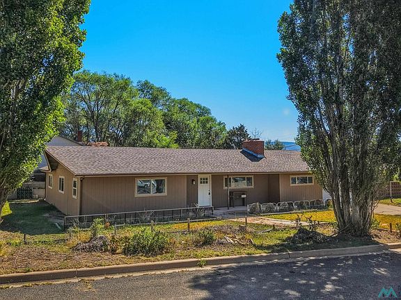 3rd image of 544 S 13th Ave