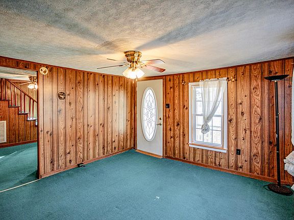 2nd image of 3824 Lombardy Ave