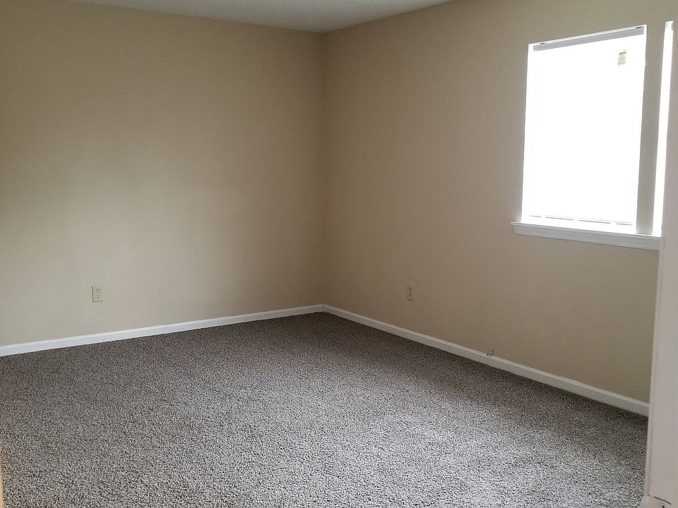 Denton Townhomes 369 Daniel St Denton NC Zillow