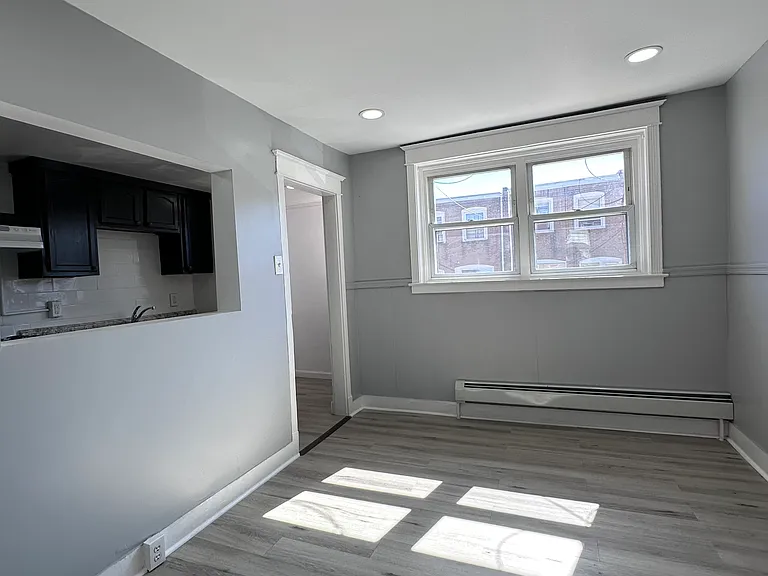7099 Clinton Rd — Photo 11