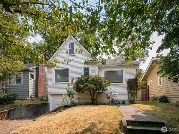 6016 34th Avenue NE, Seattle, WA 98115