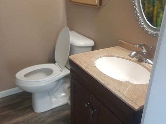5th image of 613 Clinton Ave #1B