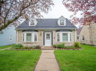 2811 N 74th St, Milwaukee, WI 53210