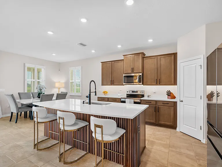 2516 Osprey Peak Way — Photo 16