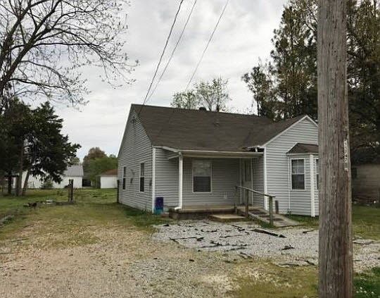 2nd image of 103 S 17th Ave
