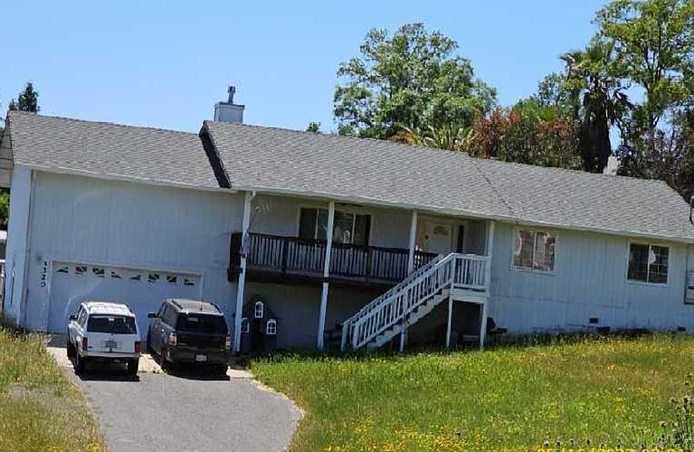 1st image of 3320 Crowell Ln