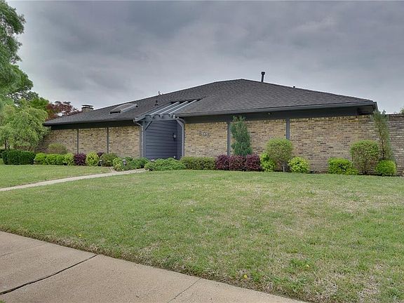 3rd image of 606 Fieldwood Cir