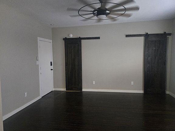 2nd image of 707 NW 4th Ave #202