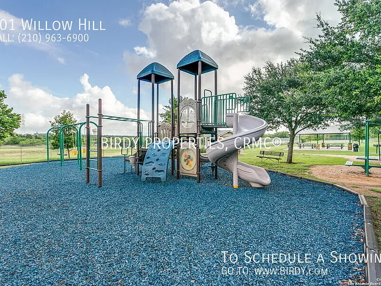101 Willow Hl — Photo 46