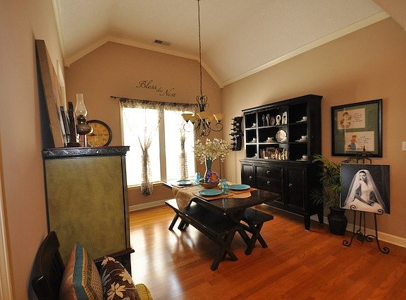 4th image of 4613 Stone Grove Dr