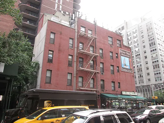 Rented by Richard Marks LLC | media 9