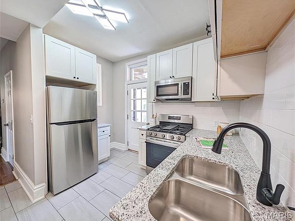 3rd image of 6304 Cates Ave
