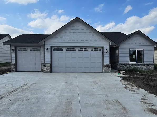 1600 W Appleton St, Valley Center, KS 67147