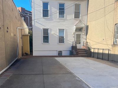 3717 Greenpoint Avenue, Long Island City, NY, 11101
