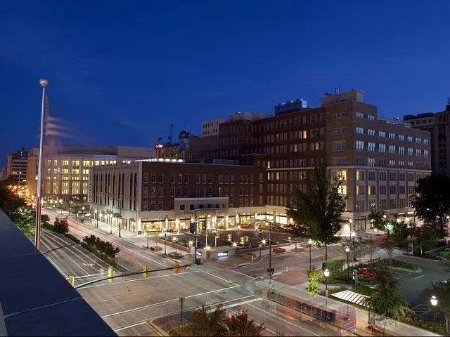 Miller and Rhoads Residences — Photo 27