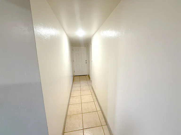 4344 N Iroquois Ave — Photo 18