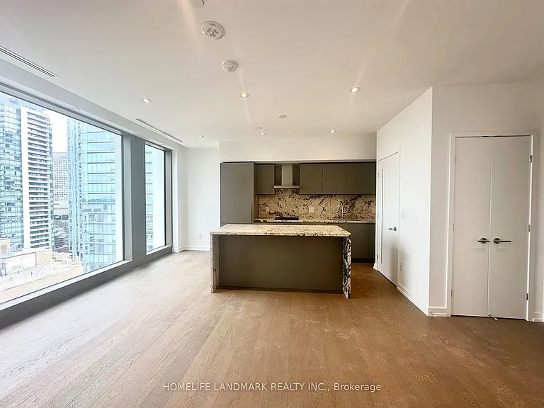 50 Scollard St #1701 — Photo 14