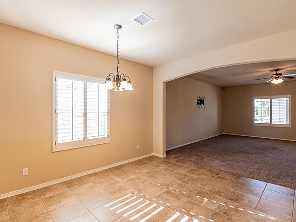5th image of 12398 Westbury Ave