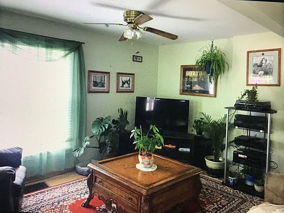 2nd image of 309 N Main St