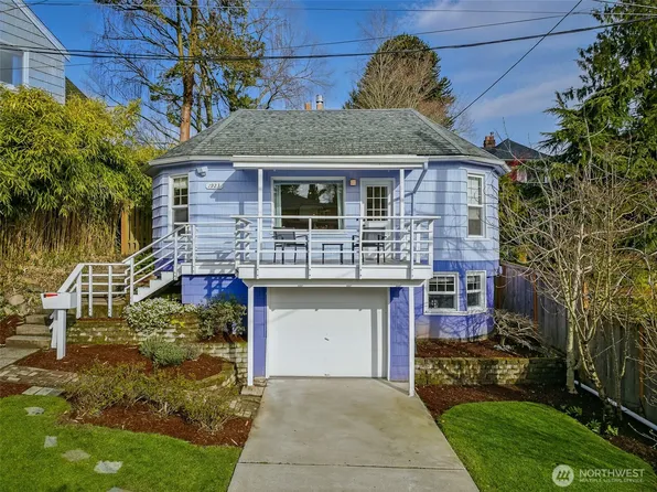 1923 Ferry Avenue SW, Seattle, WA 98116