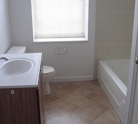 5th image of 5305 Delmar Blvd Floor 5