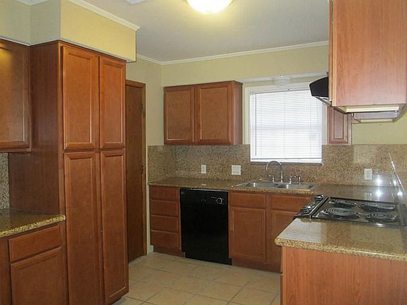 2nd image of 10226 Knoboak Dr