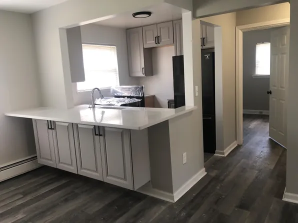 3221 Benjamin Ave, Royal Oak, MI