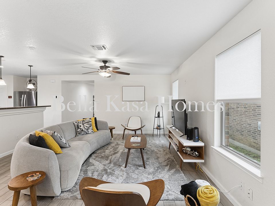 1st image of 903 Spello Cir