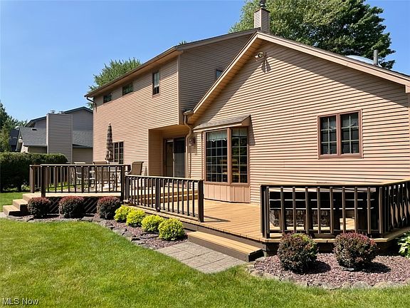 4th image of 8441 Hilltop Dr