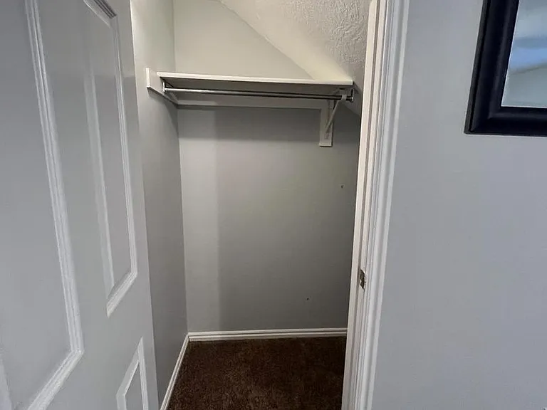141 Penny Ln — Photo 5
