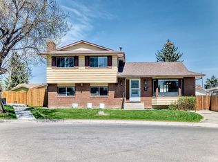 28 S Rundlelawn Pl NE, Calgary, AB T1Y 3P5