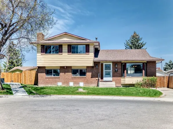 28 S Rundlelawn Pl NE, Calgary, AB T1Y 3P5