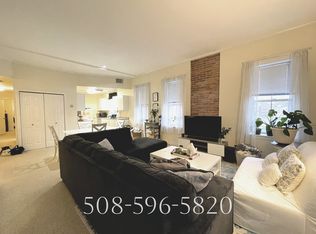4 Davis Ave APT 2C, Brookline, MA 02445
