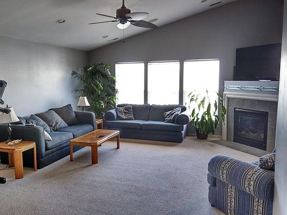 5th image of 24952 Gates Ln #2-2B